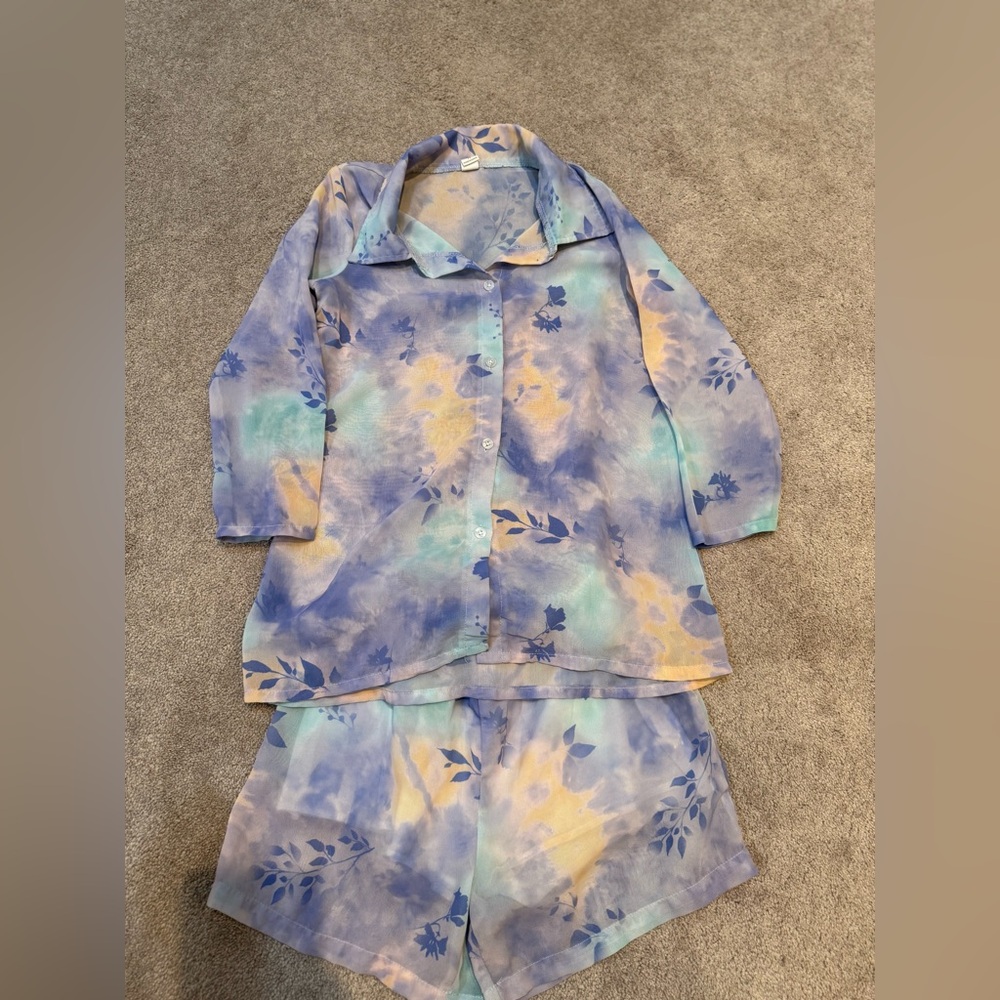 SHEIN Kids Set in Blue and Yellow Floral